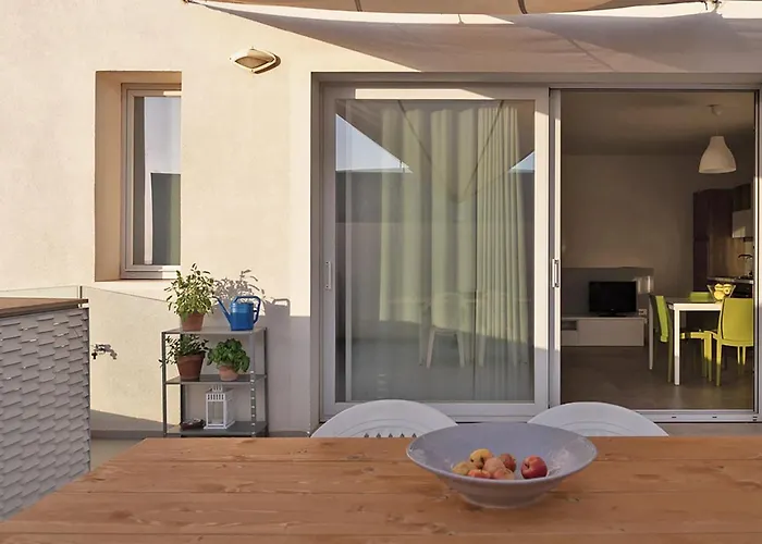 Apartment Nesea Domus *
