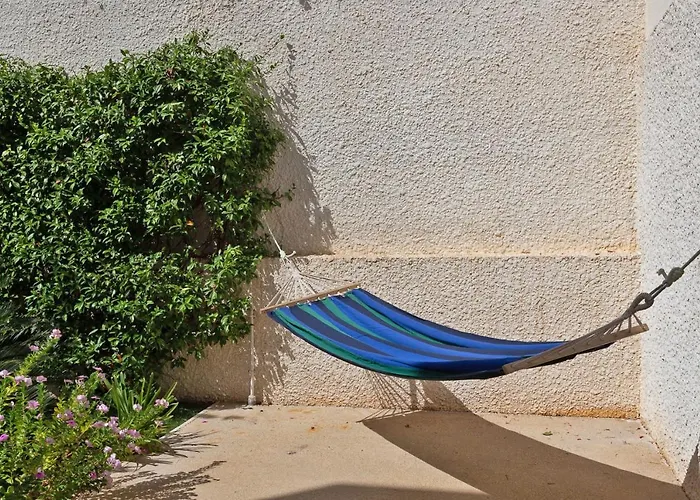 Apartment Nesea Domus *